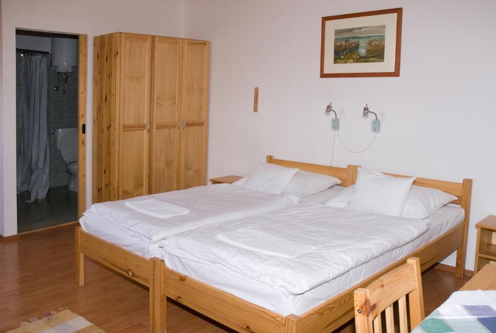 Haramia Csapszek Es Fogado Hotel Szombathely Cameră foto