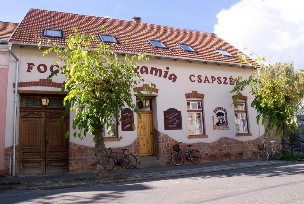 Haramia Csapszek Es Fogado Hotel Szombathely Exterior foto